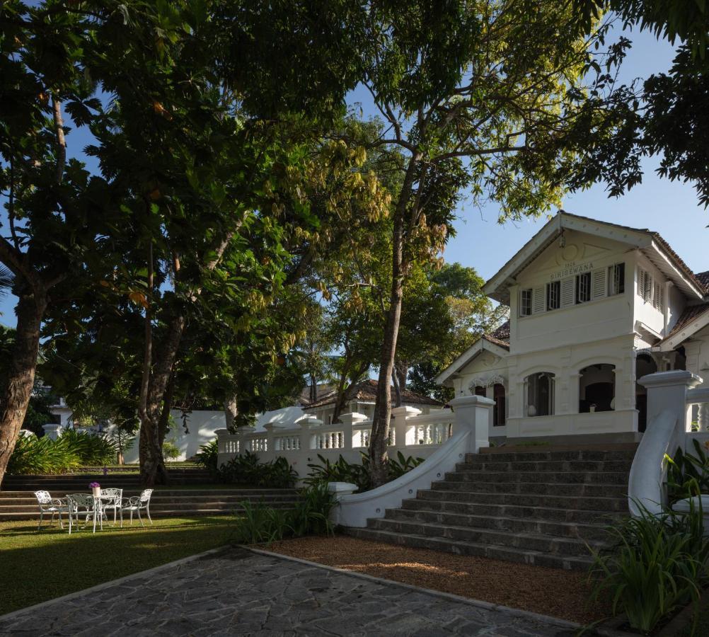 River Stone By Poseidon Hikkaduwa Exterior foto
